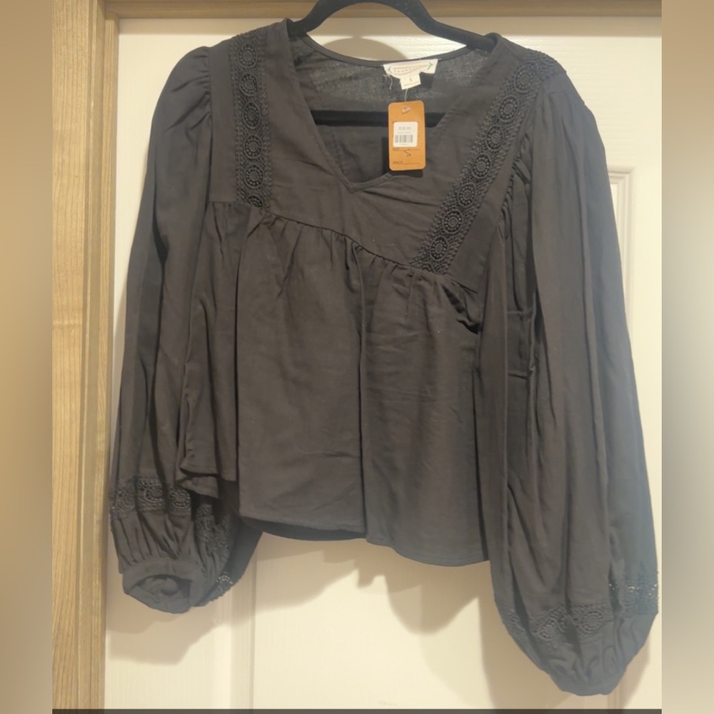 Black Long Sleeve Blouse